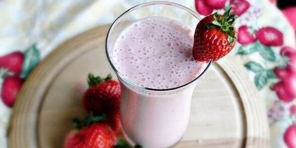 strawberry smoothie for the dukan diet